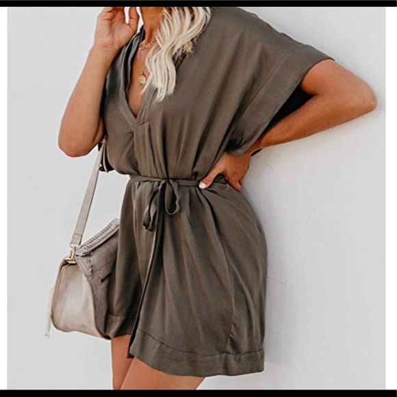 Button down vneck dress - Picture 1 of 3